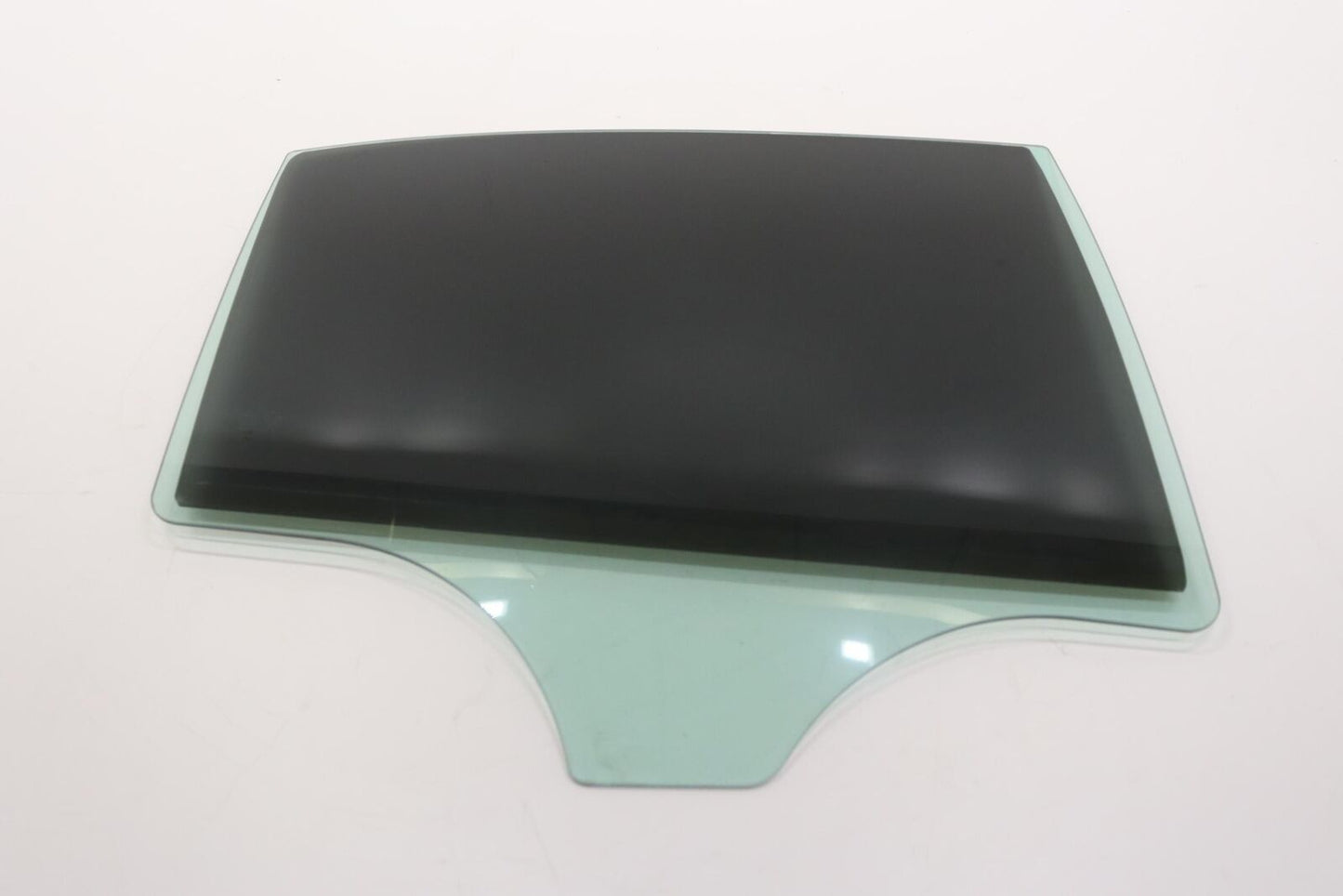 2015 - 2021 MERCEDES C300 W205 REAR RIGHT PASSENGER SIDE DOOR WINDOW GLASS OEM