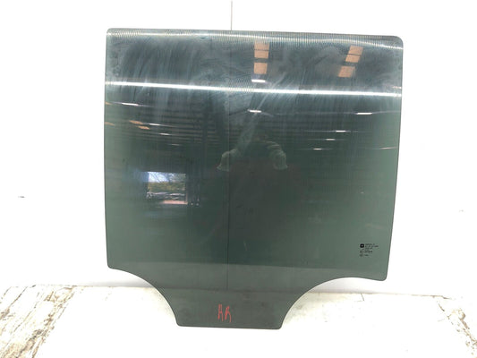 2015-2020 CHEVY TAHOE OEM RIGHT REAR DOOR WINDOW GLASS W/ PRIVACY TINT 84321998